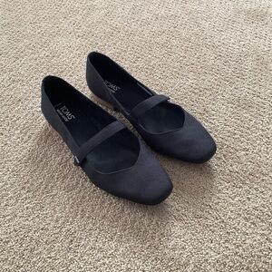 Toms Bianca Mary Jane Flats Shoes